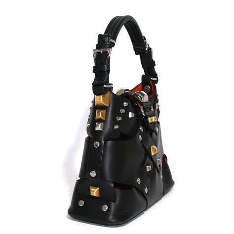 prada borsa con borchie|Prada Borse vintage .